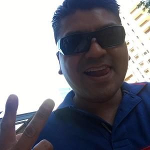 Meet your Posher, Jonathan